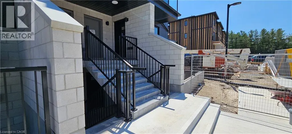 410 NORTHFIELD Drive W Unit# E18, #E18