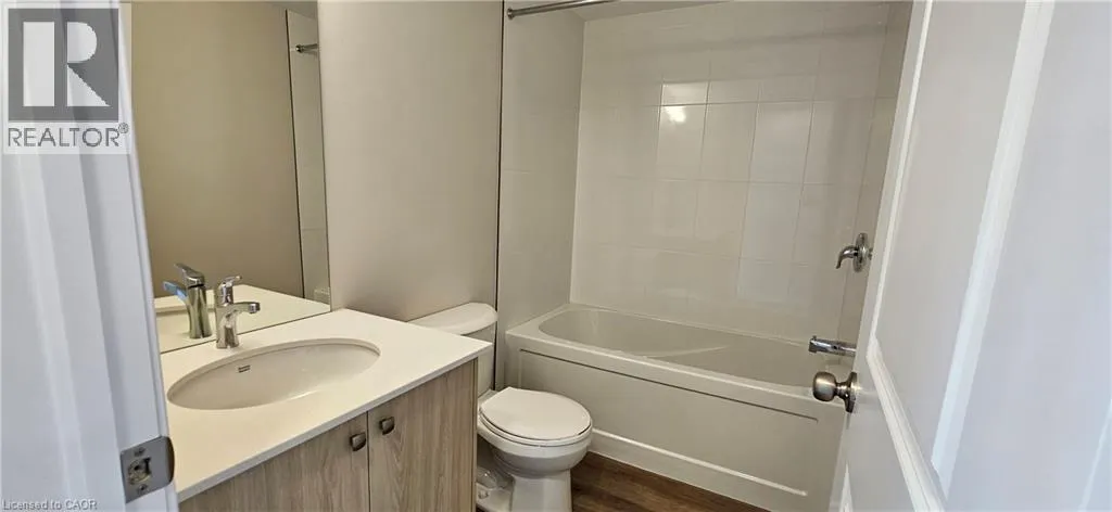 410 NORTHFIELD Drive W Unit# E18, #E18