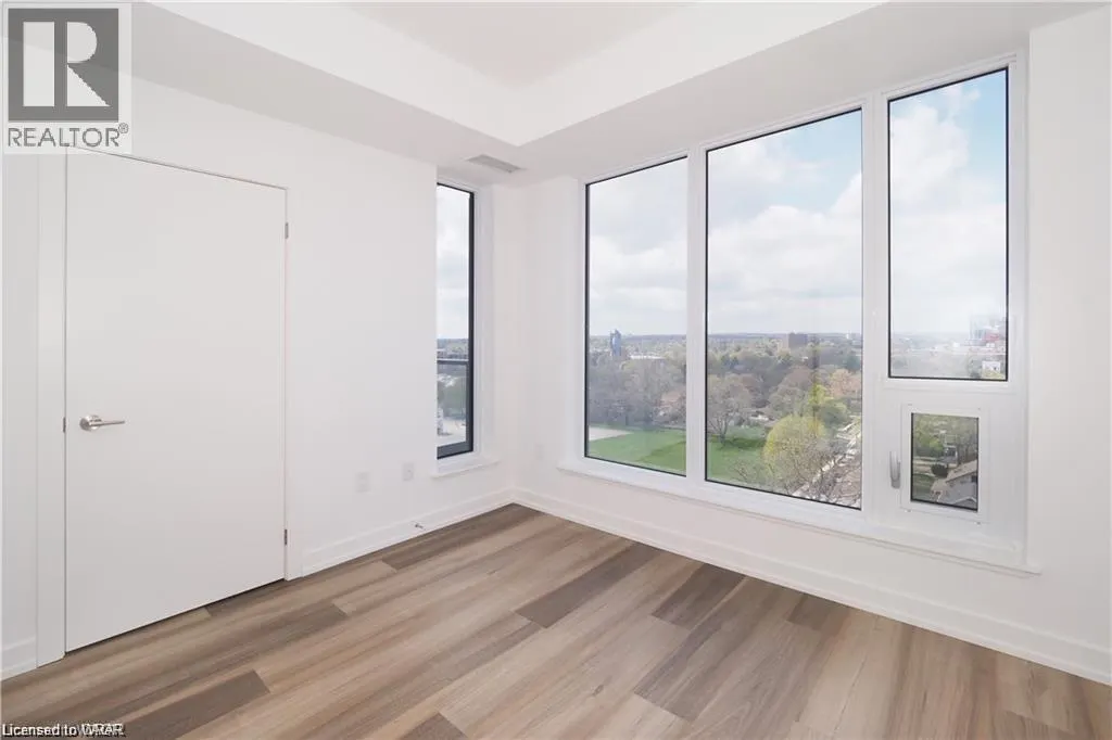 15 WELLINGTON Street S Unit# 1110, #1110