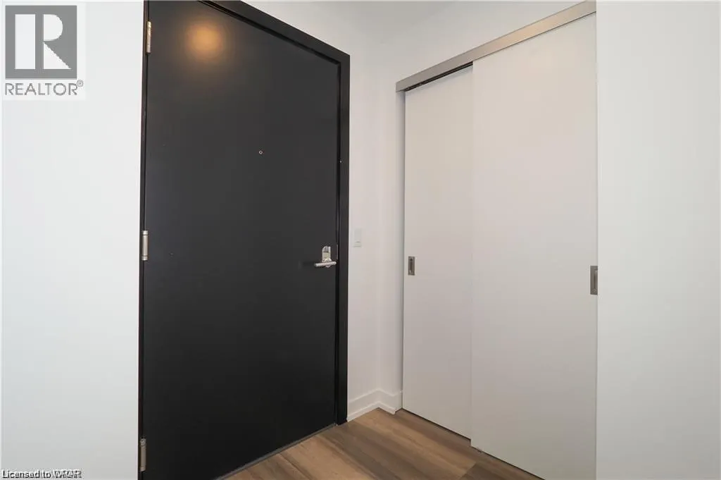 15 WELLINGTON Street S Unit# 1110, #1110
