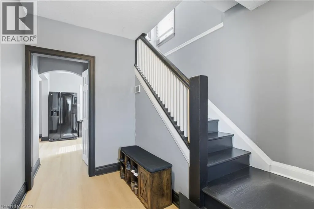 181 CRAIGROYSTON Road