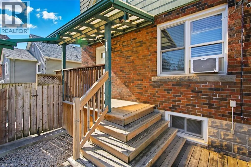 181 CRAIGROYSTON Road