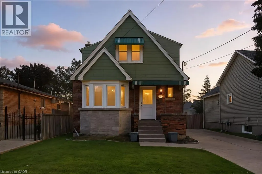 181 CRAIGROYSTON Road