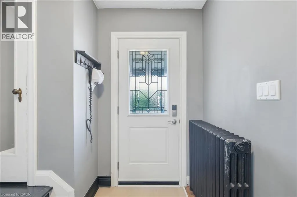 181 CRAIGROYSTON Road