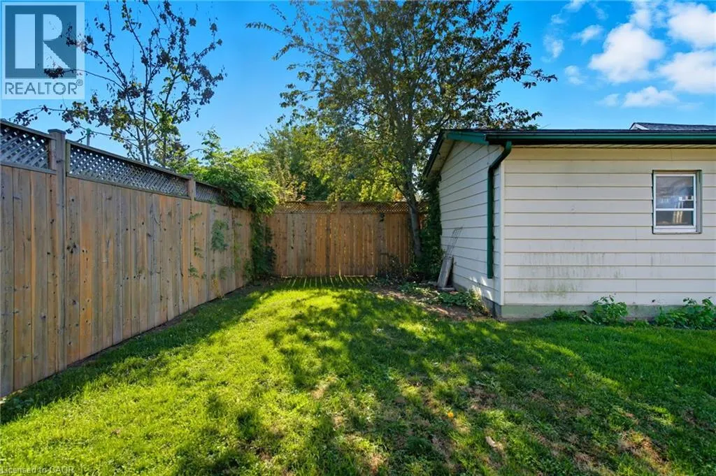 181 CRAIGROYSTON Road