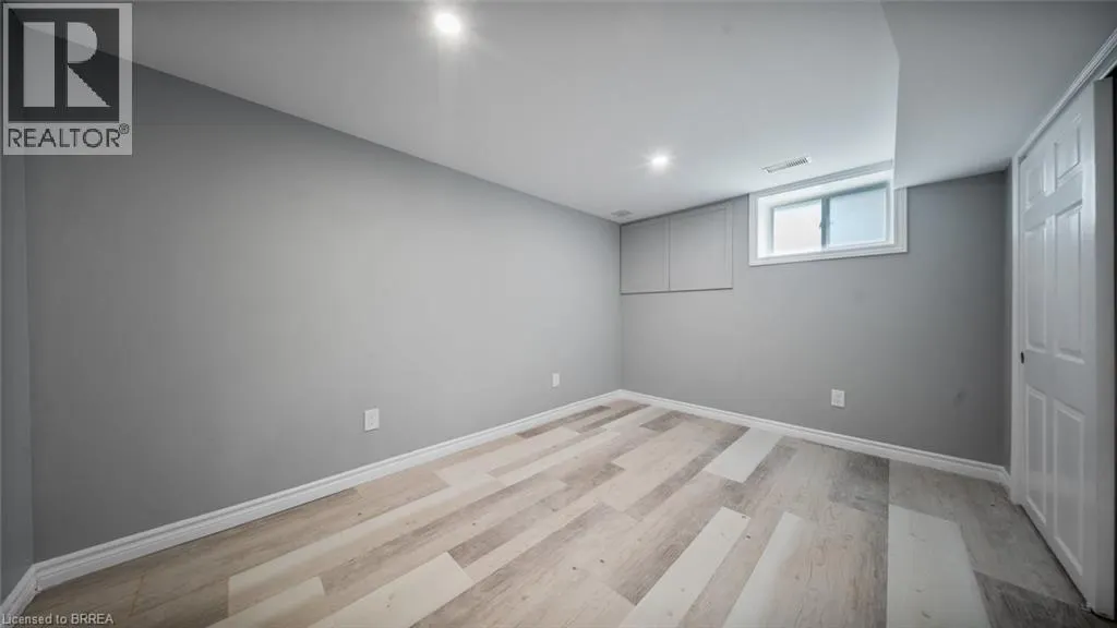 138 HENRY Street Unit# LOWER, #LOWER