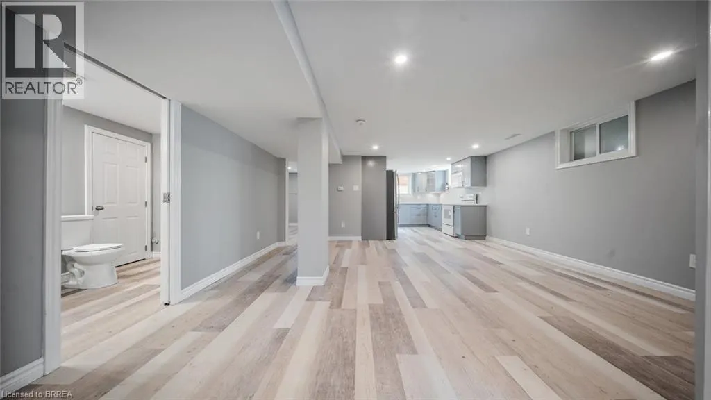 138 HENRY Street Unit# LOWER, #LOWER