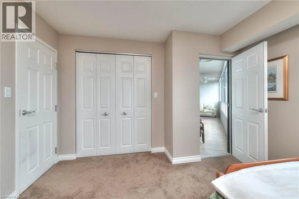 250 GLENRIDGE Drive Unit# 606, #606