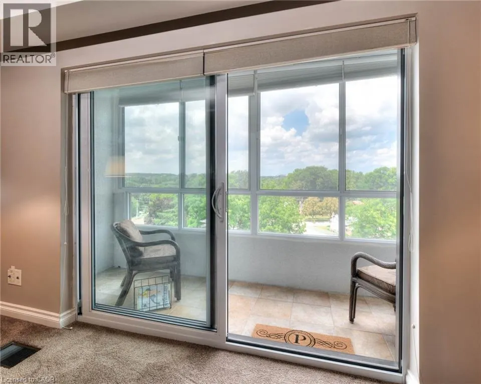 250 GLENRIDGE Drive Unit# 606, #606
