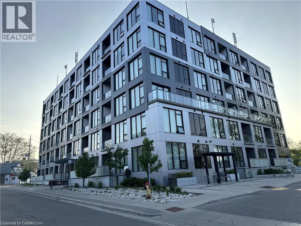 690 KING Street W Unit# 524, #524