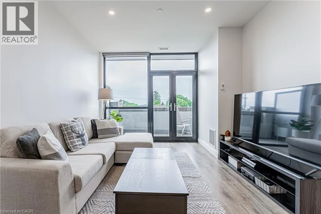 101 LOCKE Street S Unit# 305, #305