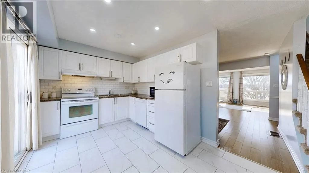 1155 PARAMOUNT Drive Unit# 43, #43