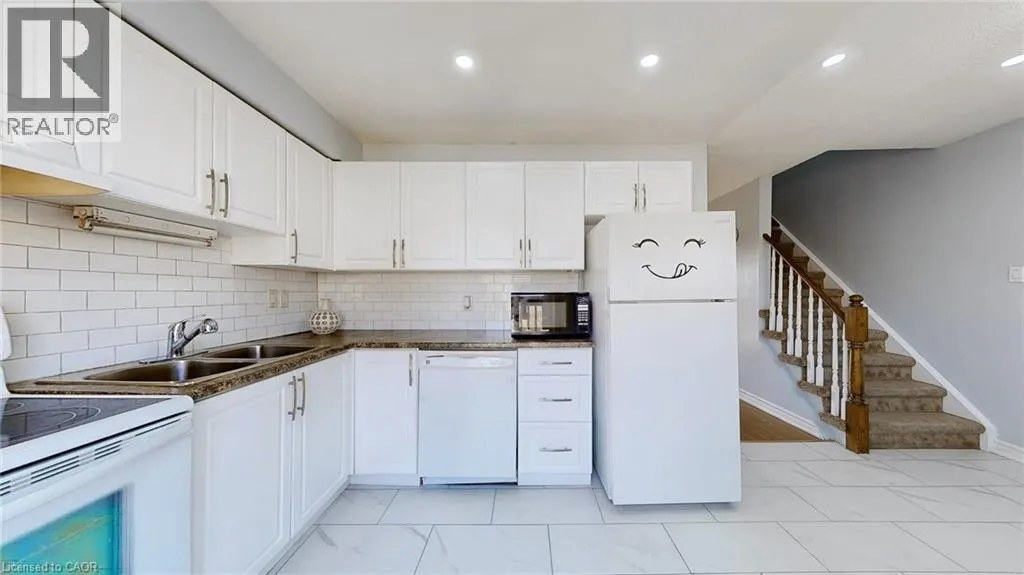 1155 PARAMOUNT Drive Unit# 43, #43