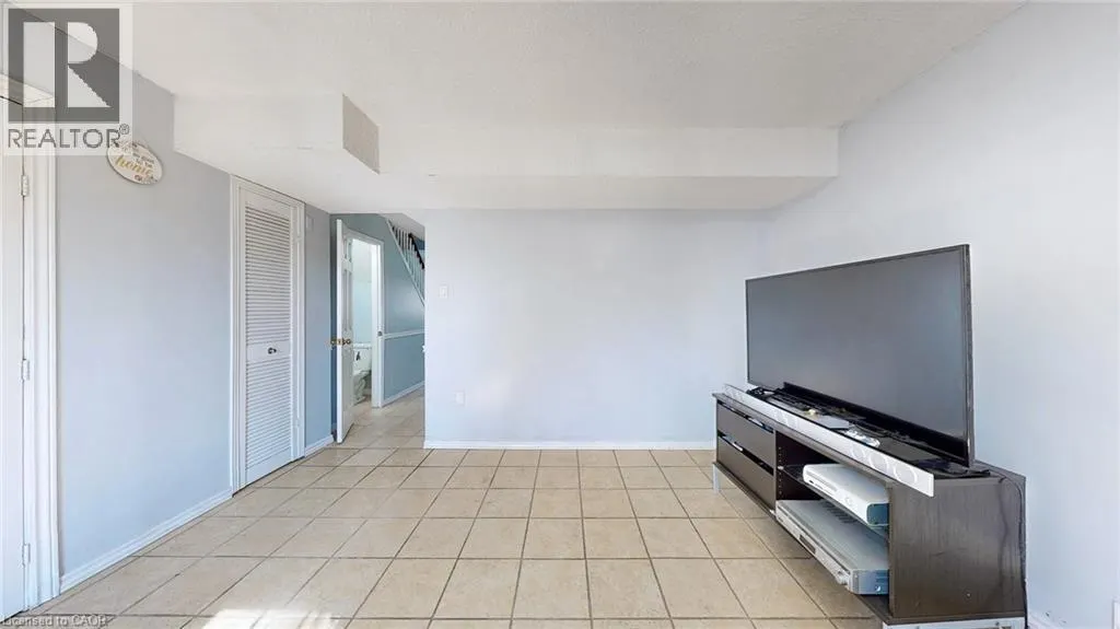 1155 PARAMOUNT Drive Unit# 43, #43