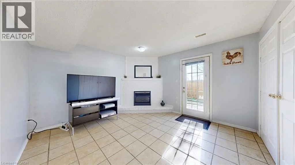 1155 PARAMOUNT Drive Unit# 43, #43