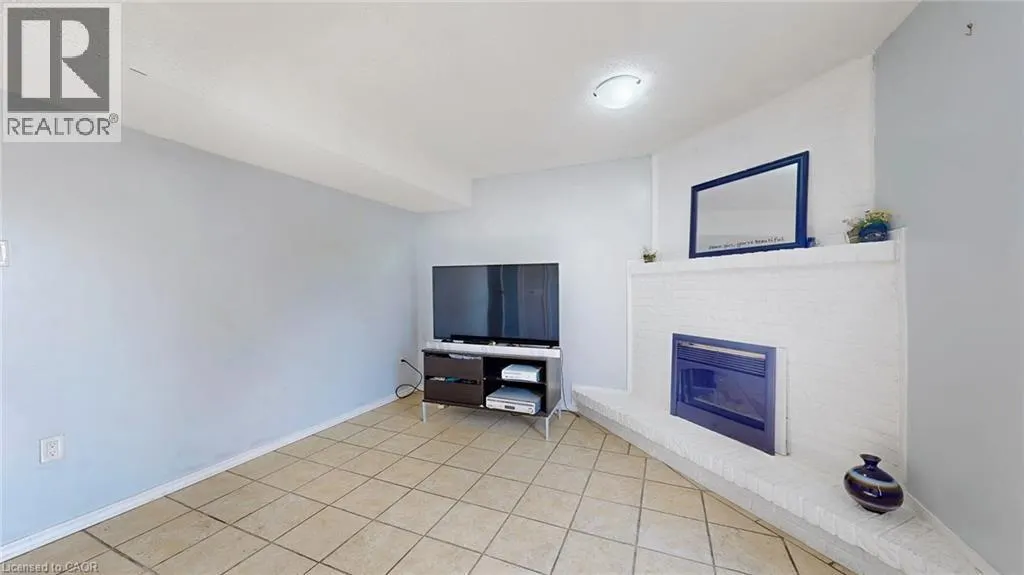 1155 PARAMOUNT Drive Unit# 43, #43