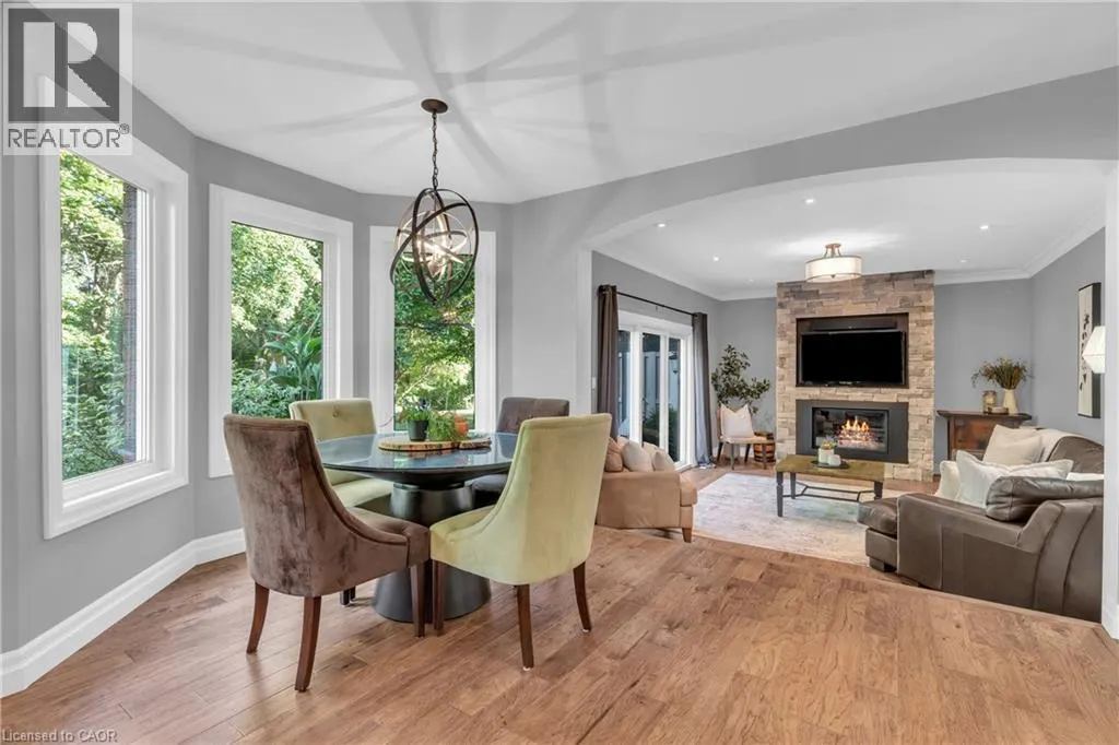 22 ROEHAMPTON Court