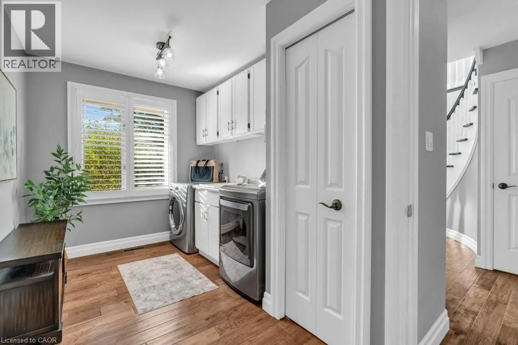 22 ROEHAMPTON Court