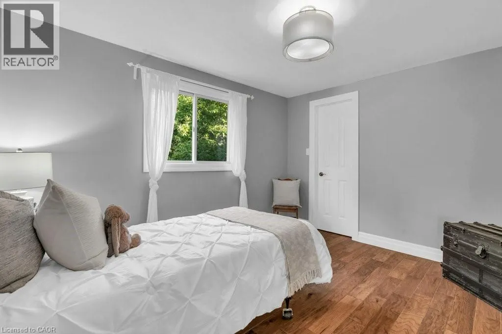22 ROEHAMPTON Court