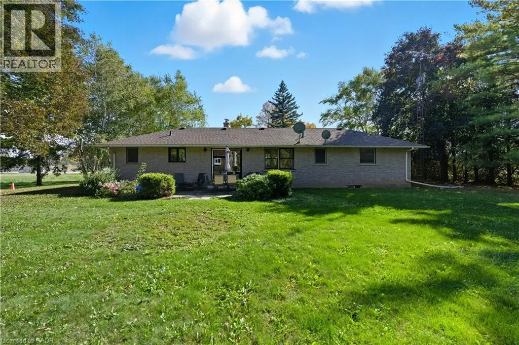 1043 SAFARI Road