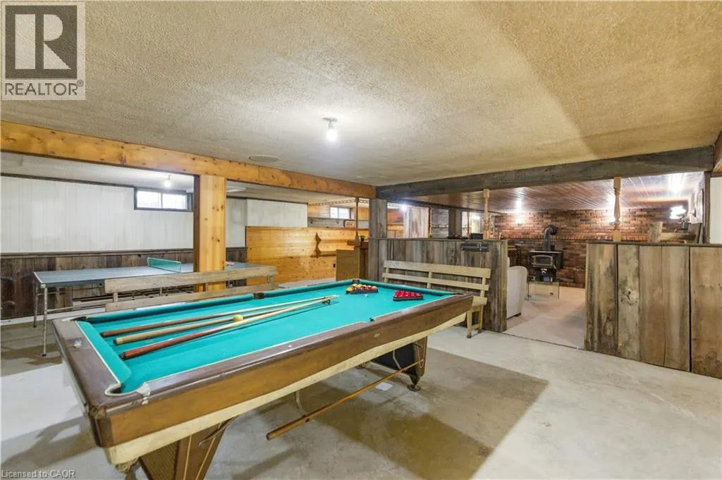 1043 SAFARI Road