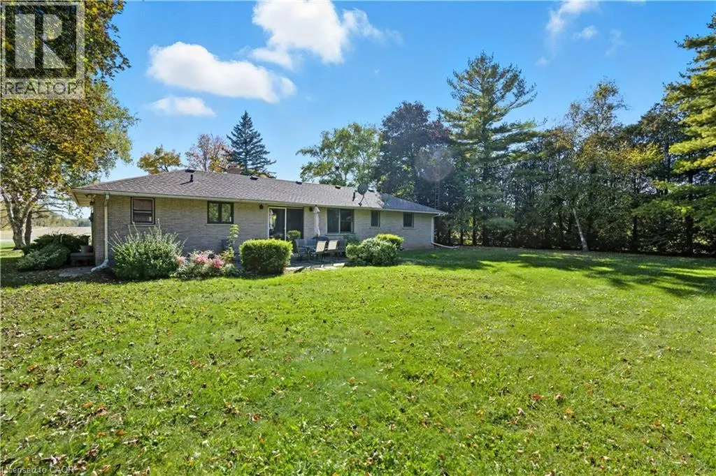 1043 SAFARI Road