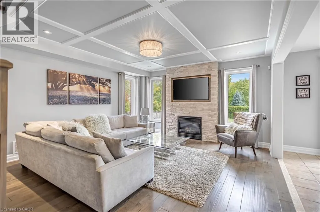 2403 WHITEHORN Drive
