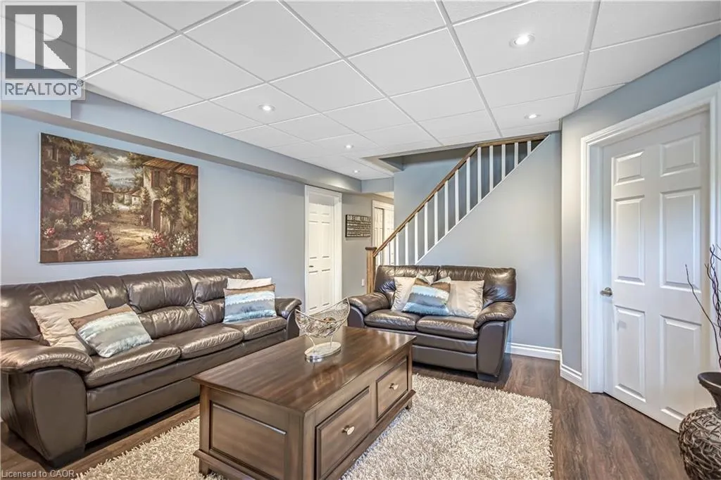 2403 WHITEHORN Drive