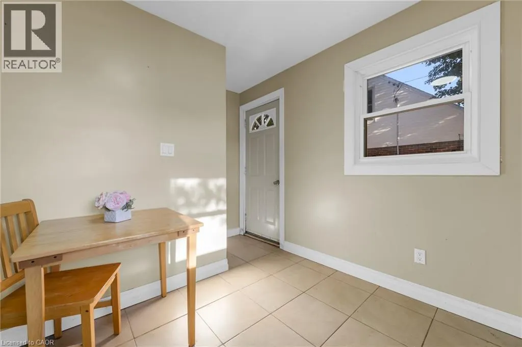 306 WEST 2ND Street