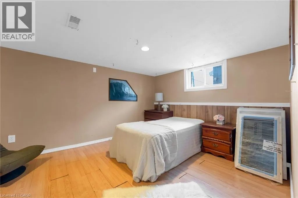 306 WEST 2ND Street