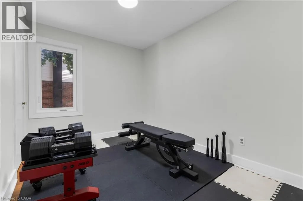 306 WEST 2ND Street