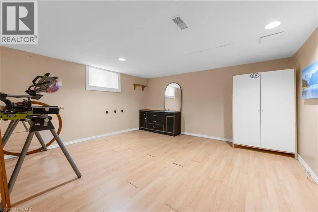 306 WEST 2ND Street