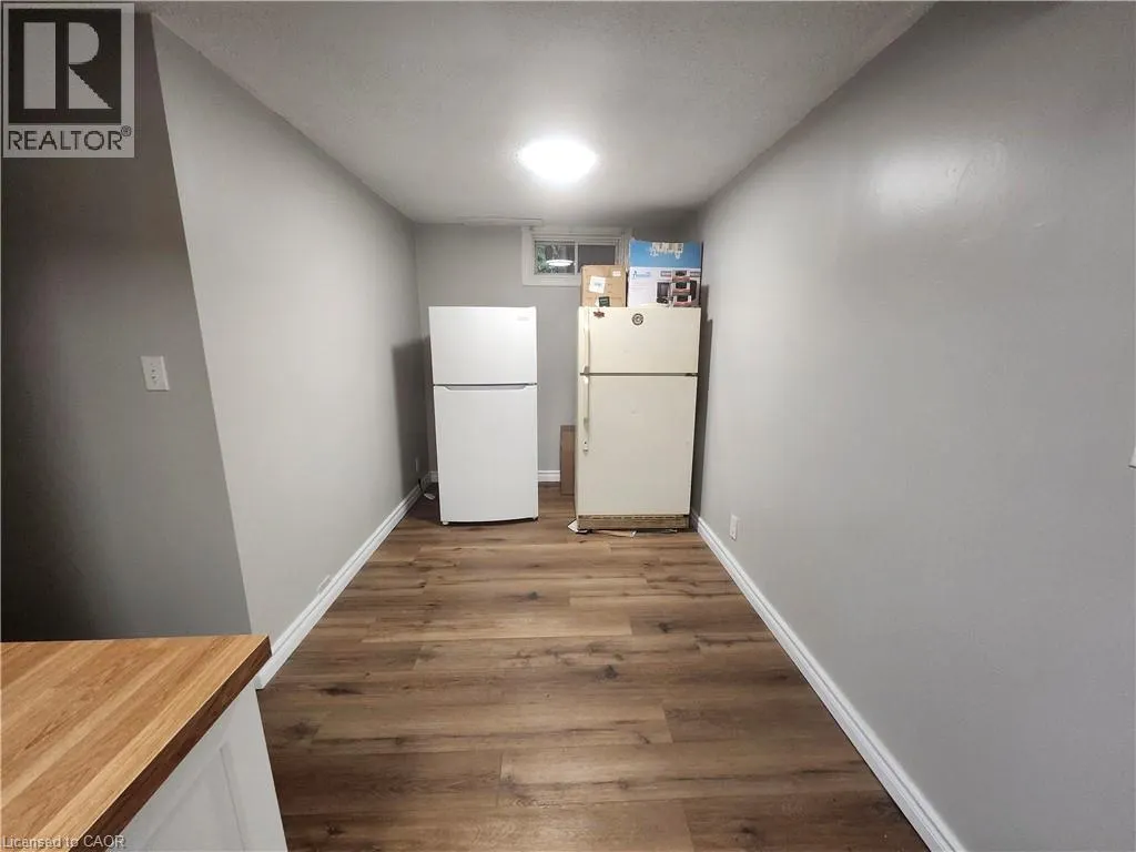 197B CEDARVALE Crescent Unit# Lower, #Lower