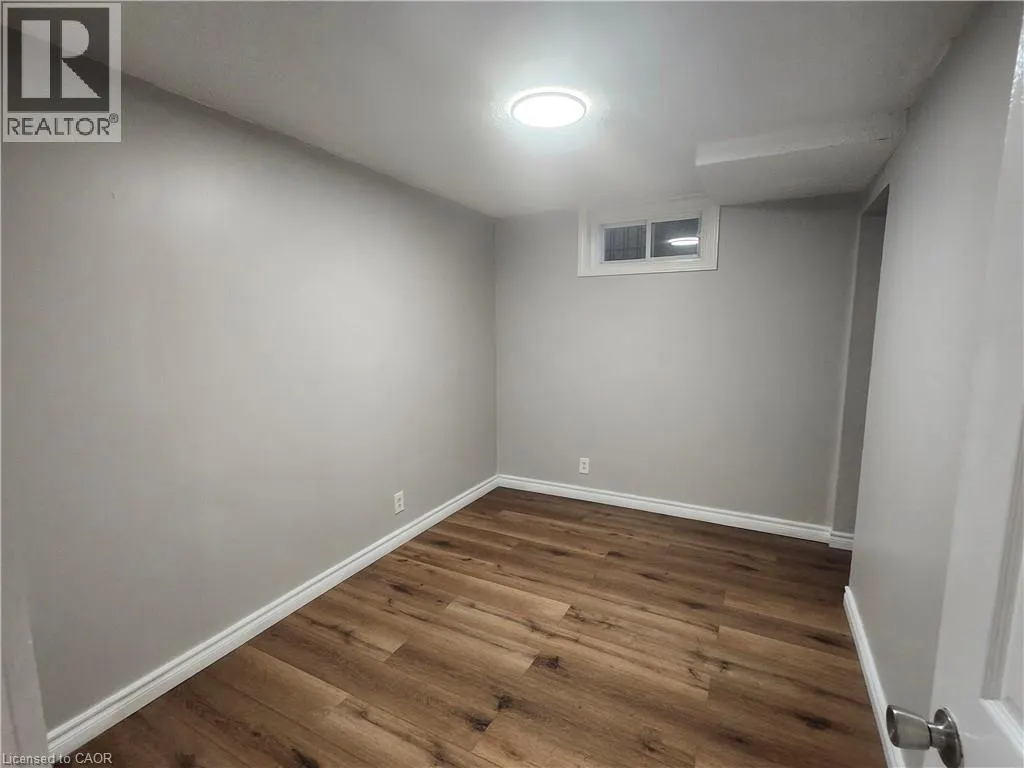 197B CEDARVALE Crescent Unit# Lower, #Lower