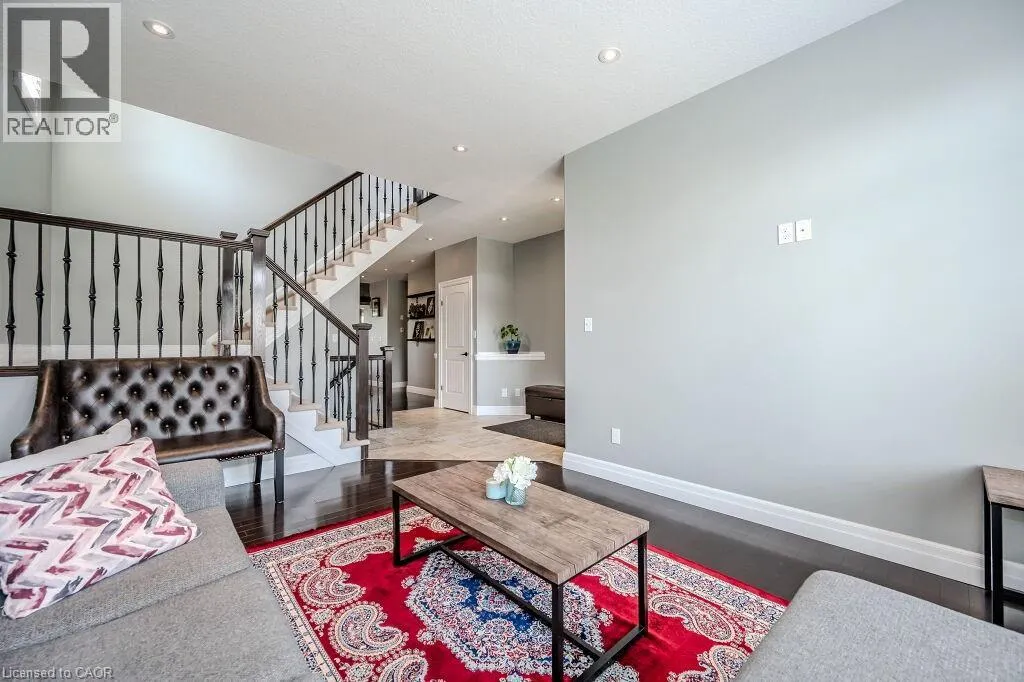78 DOLMAN Street