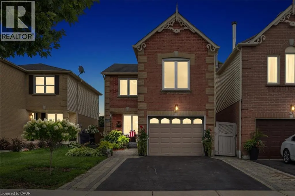 41 YORKVILLE Drive