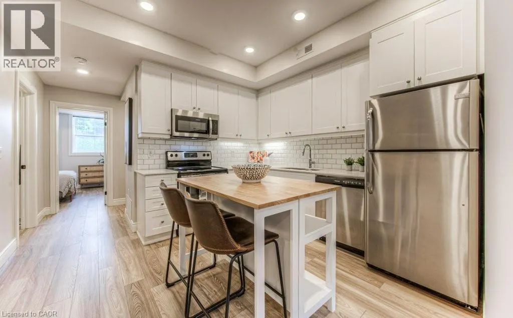 112 UNION Street E Unit# A103, #A103