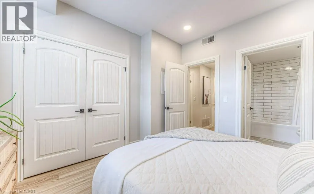 112 UNION Street E Unit# A103, #A103