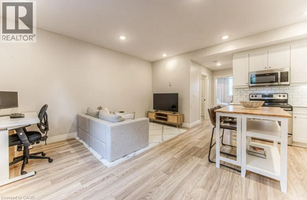 112 UNION Street E Unit# A103, #A103