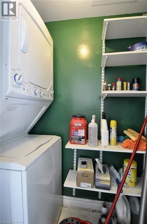 237 KING Street W Unit# 1210, #1210