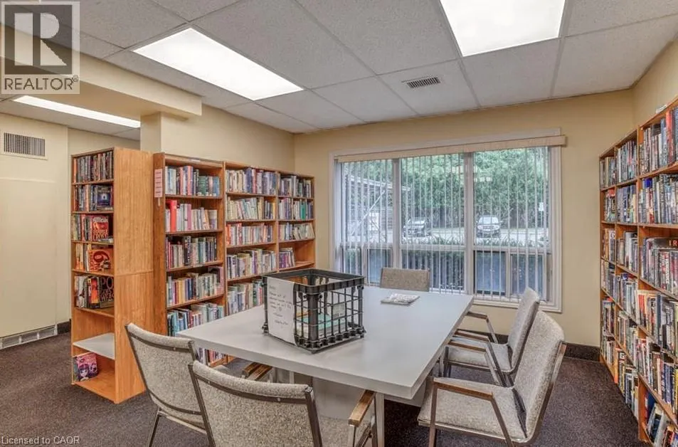237 KING Street W Unit# 1210, #1210