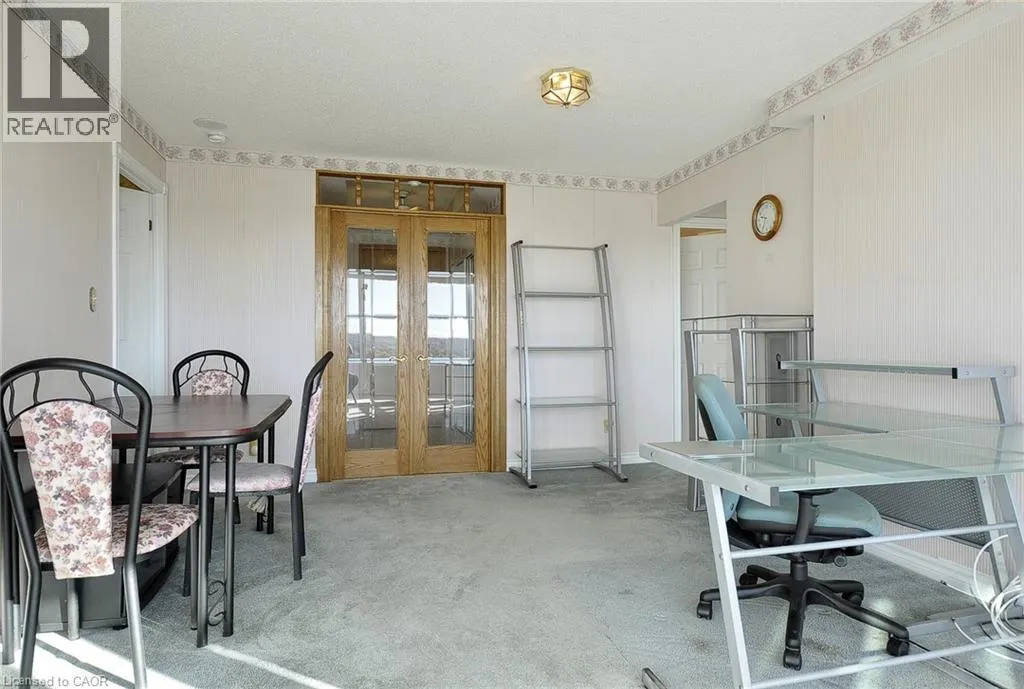 237 KING Street W Unit# 1210, #1210