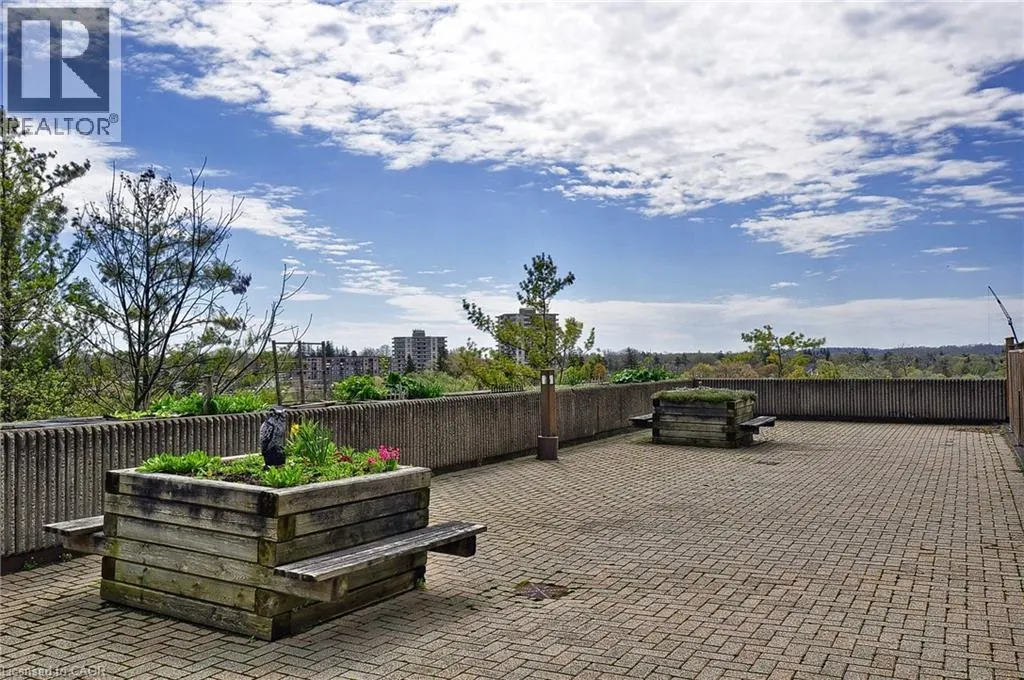 237 KING Street W Unit# 1210, #1210