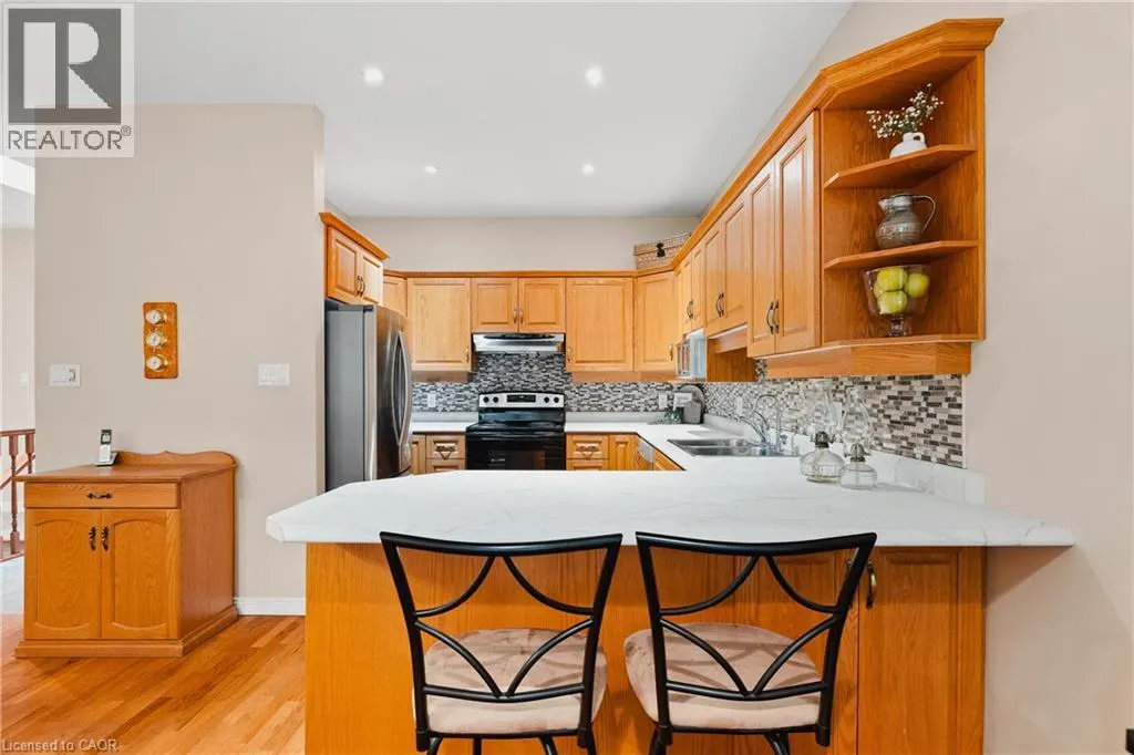 460 WATERLOO Street Unit# 2, #2
