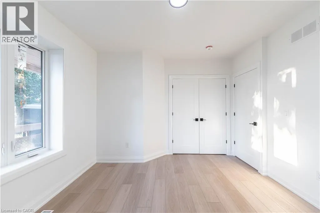 10 BAY Avenue Unit# 1, #1