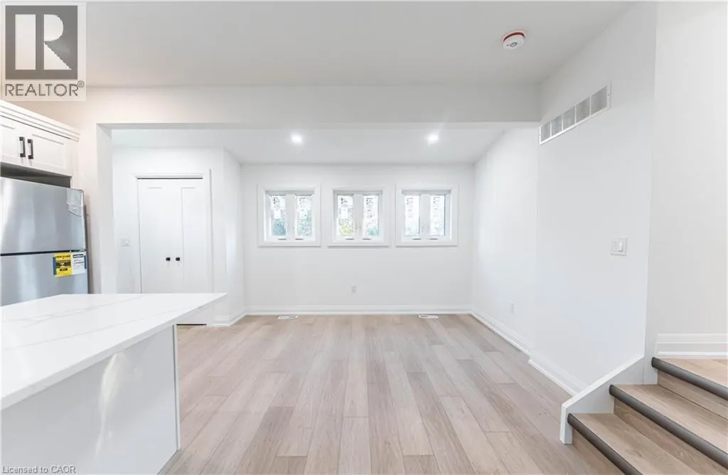 10 BAY Avenue Unit# 1, #1