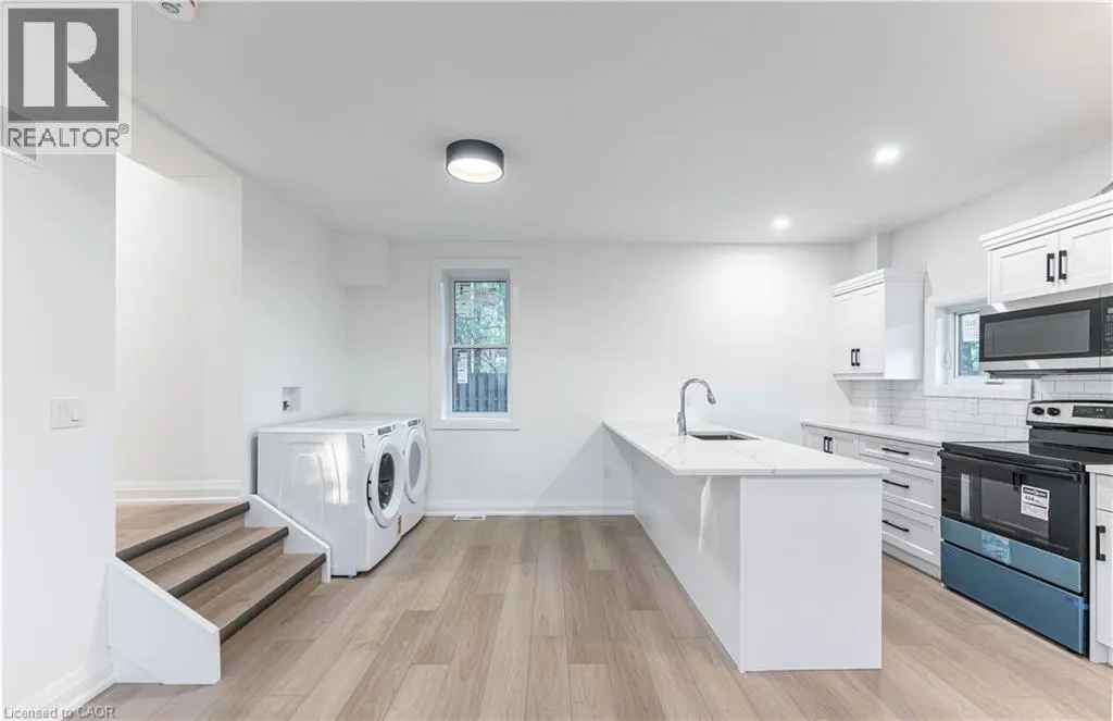 10 BAY Avenue Unit# 1, #1