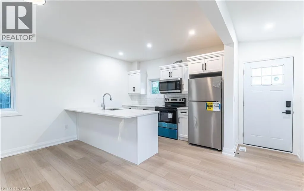 10 BAY Avenue Unit# 1, #1
