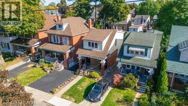 105 ROTHSAY Avenue