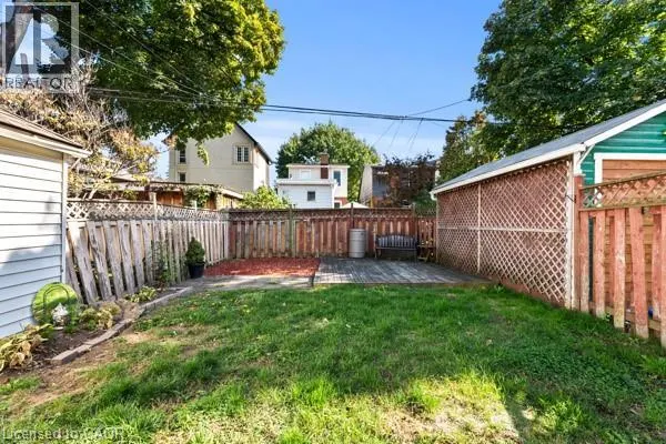 105 ROTHSAY Avenue